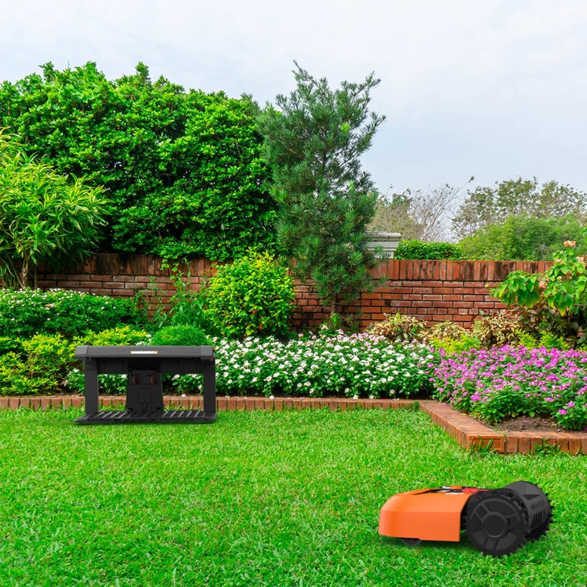 WORX WA0810 Landroid Garage for Robotic Mower with Flip Protection Cover
