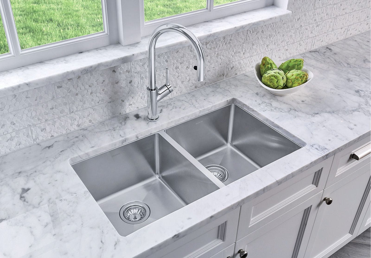 Blanco Quatrus R15 32-in 50/50 Double Bowl Undermount Stainless Steel Kitchen Sink