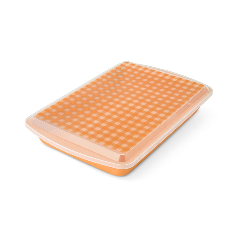 Core Kitchen Gingham Metal Pan with Lid and Cutter T9